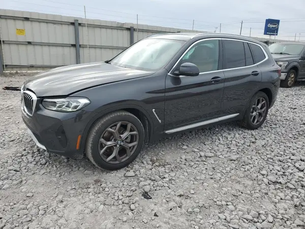 5UX43DP01P9T33785 2023 BMW X3 - Image 1