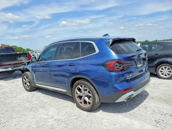 5UX43DP01R9U29001 2024 BMW X3 - Image 2