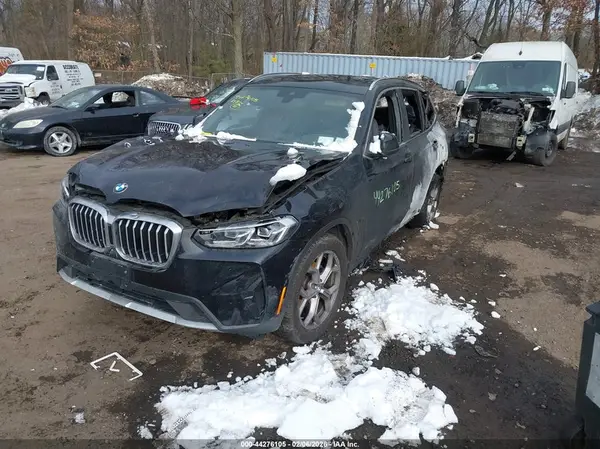 5UX43DP01R9U47238 2024 BMW X3 - Image 2
