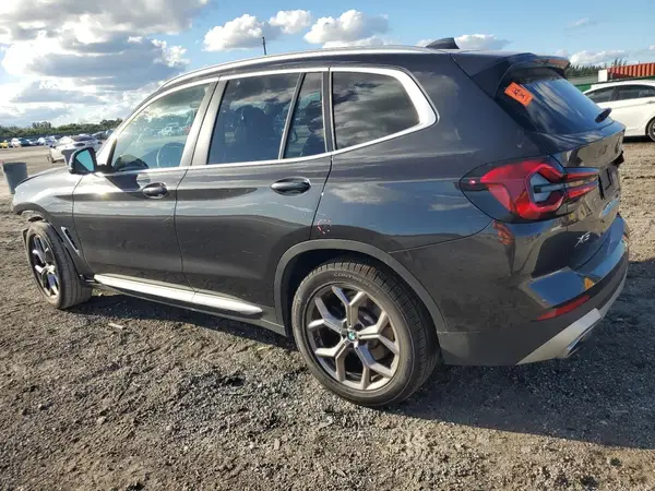 5UX43DP01R9U57753 2024 BMW X3 - Image 2