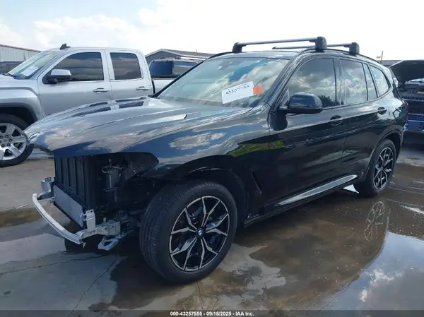 5UX43DP01R9U82989 2024 BMW X3 - Image 2