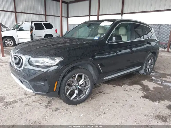 5UX43DP01R9X37799 2024 BMW X3 - Image 2
