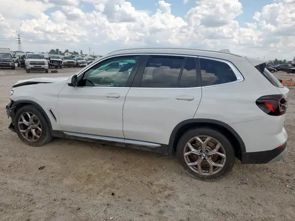 5UX43DP02N9J23158 2022 BMW X3 - Image 2
