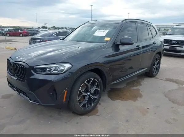 5UX43DP02N9J51185 2022 BMW X3 - Image 2