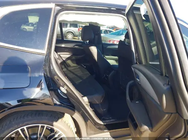 5UX43DP02N9J67581 2022 BMW X3 - Image 8