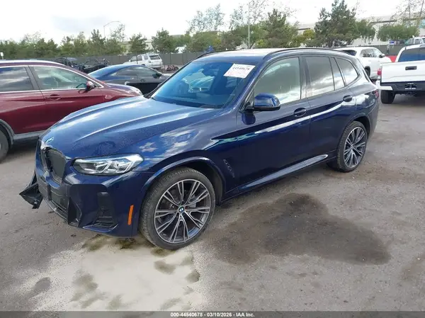 5UX43DP02N9K26743 2022 BMW X3 - Image 2