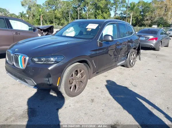 5UX43DP02N9K81810 2022 BMW X3 - Image 2
