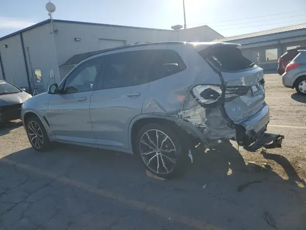 5UX43DP02N9M20348 2022 BMW X3 - Image 2