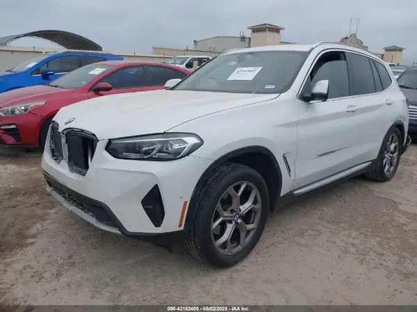 5UX43DP02N9N03908 2022 BMW X3 - Image 2