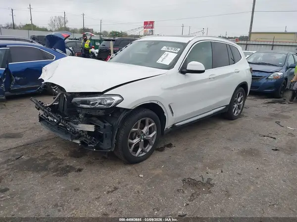5UX43DP02N9N06274 2022 BMW X3 - Image 2