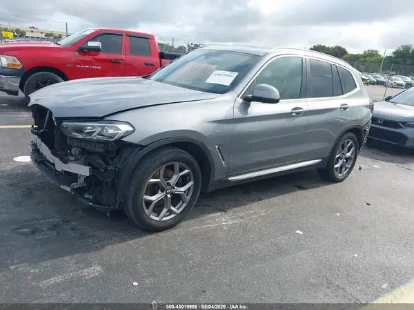 5UX43DP02P9N67336 2023 BMW X3 - Image 2