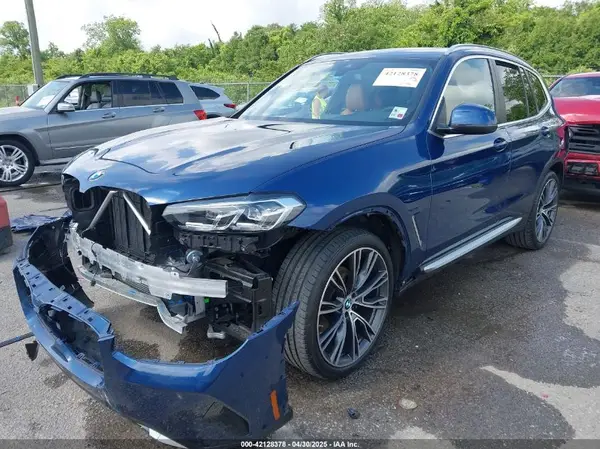 5UX43DP02P9R13353 2023 BMW X3 - Image 2