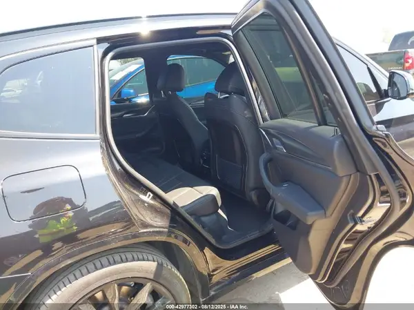 5UX43DP02P9S22694 2023 BMW X3 - Image 8