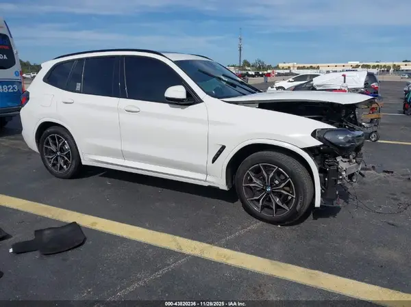 5UX43DP02P9S79283 2023 BMW X3 - Image 1