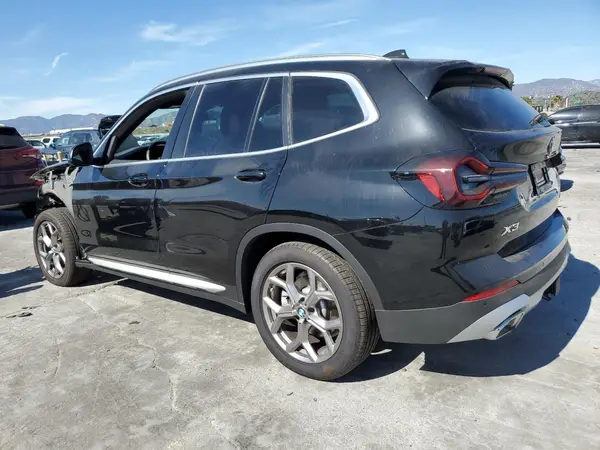 5UX43DP02R9T99216 2024 BMW X3 - Image 2