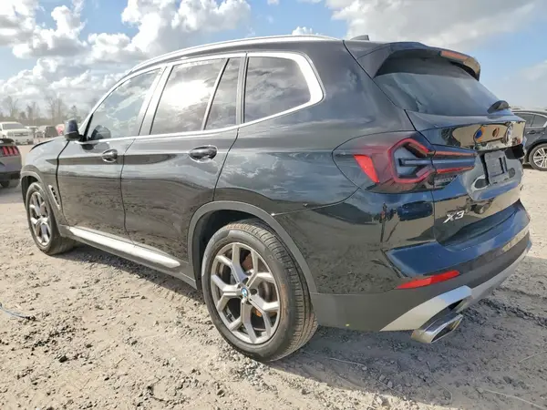 5UX43DP02R9U70009 2024 BMW X3 - Image 2