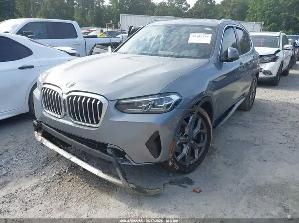 5UX43DP02R9V75214 2024 BMW X3 - Image 2