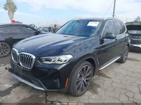 5UX43DP03N9J40776 2022 BMW X3 - Image 2