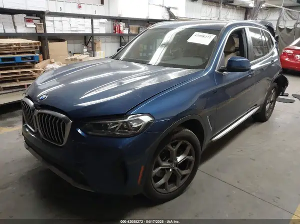 5UX43DP03N9K48816 2022 BMW X3 - Image 2