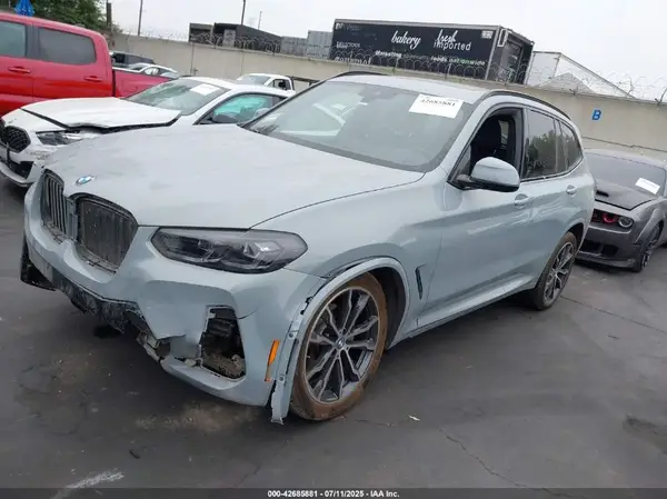 5UX43DP03N9L66879 2022 BMW X3 - Image 2