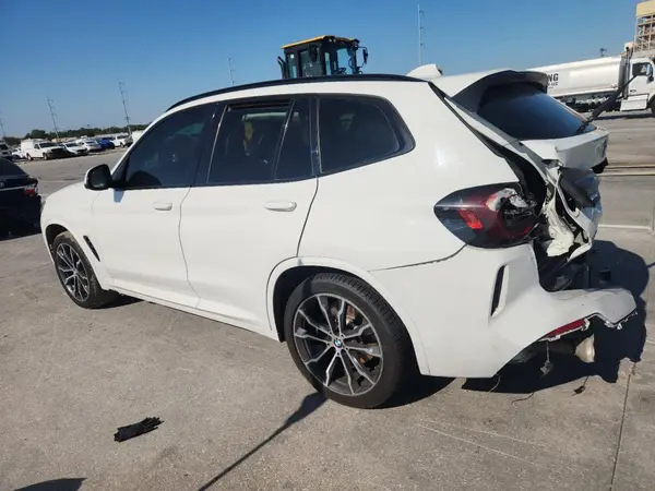 5UX43DP03N9M67842 2022 BMW X3 - Image 2