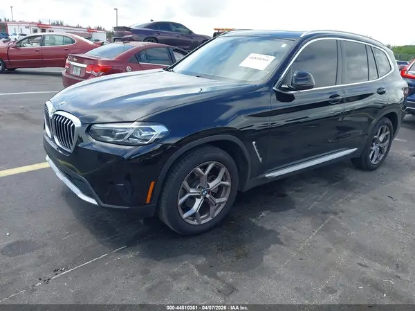 5UX43DP03N9N05683 2022 BMW X3 - Image 2