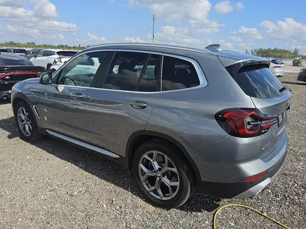 5UX43DP03P9S25216 2023 BMW X3 - Image 2