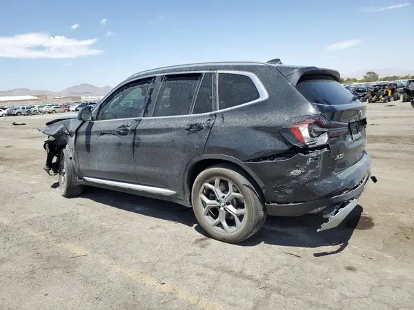 5UX43DP03P9T08323 2023 BMW X3 - Image 2