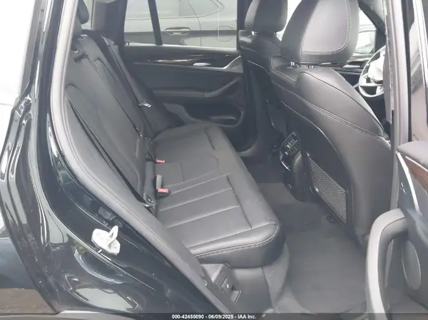5UX43DP03R9T57010 2024 BMW X3 - Image 8