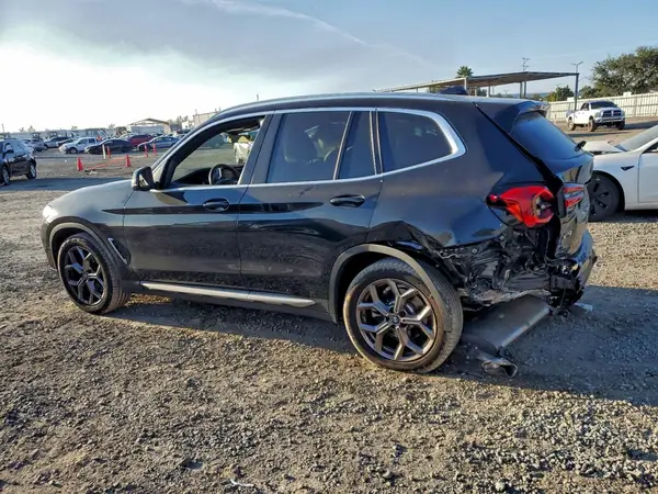 5UX43DP03R9U60895 2024 BMW X3 - Image 2