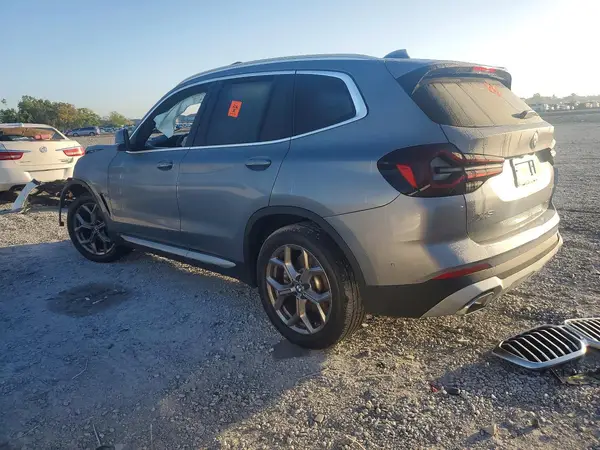 5UX43DP03R9U68141 2024 BMW X3 - Image 2