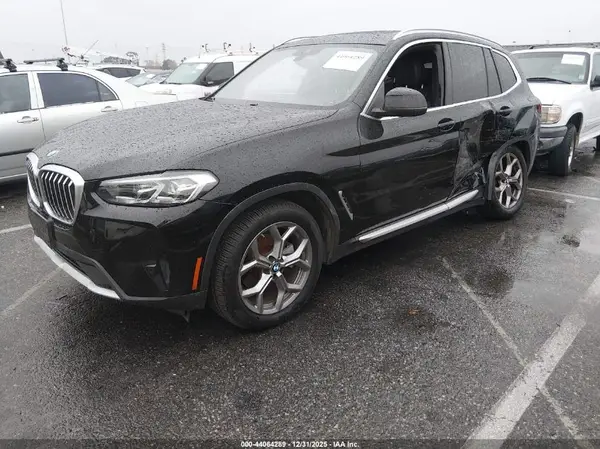 5UX43DP04N9K08115 2022 BMW X3 - Image 2