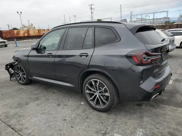 5UX43DP04N9M51133 2022 BMW X3 - Image 2