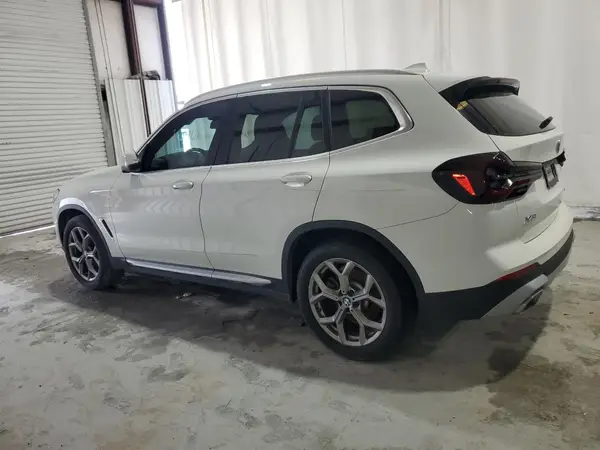 5UX43DP04N9M61791 2022 BMW X3 - Image 2