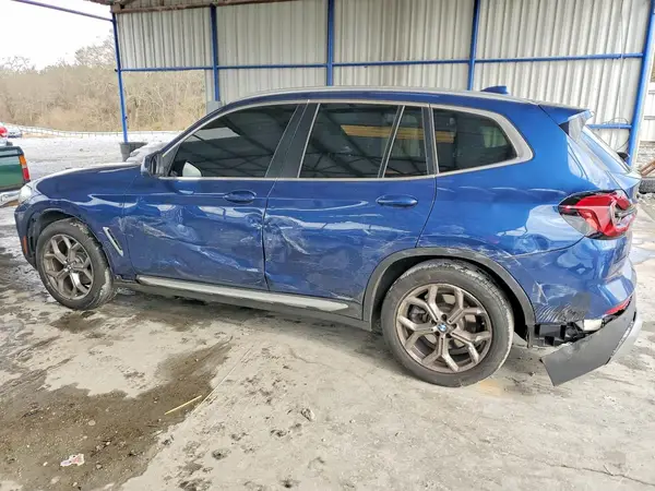 5UX43DP04N9N06258 2022 BMW X3 - Image 2