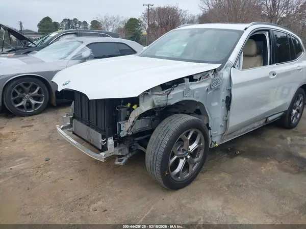 5UX43DP04N9N20595 2022 BMW X3 - Image 2