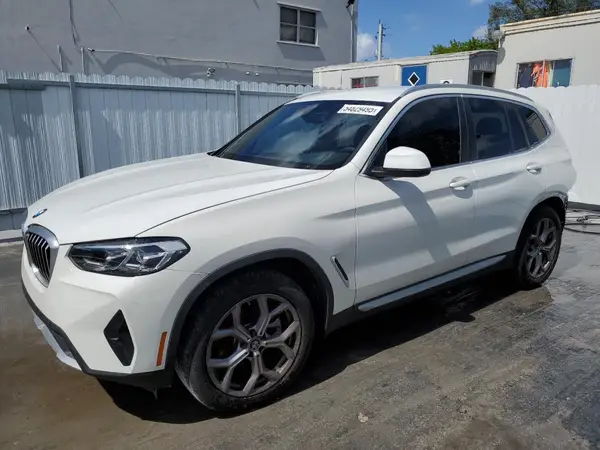 5UX43DP04P9P90834 2023 BMW X3 - Image 1