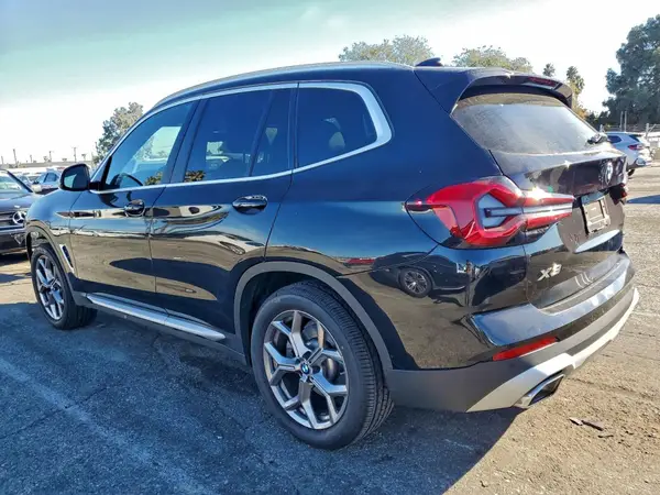 5UX43DP04P9R92623 2023 BMW X3 - Image 2