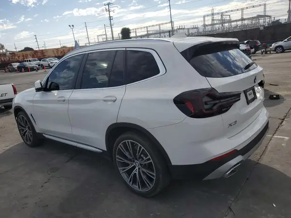 5UX43DP04P9S19490 2023 BMW X3 - Image 2