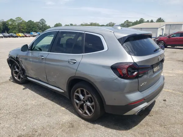 5UX43DP04R9T51054 2024 BMW X3 - Image 2