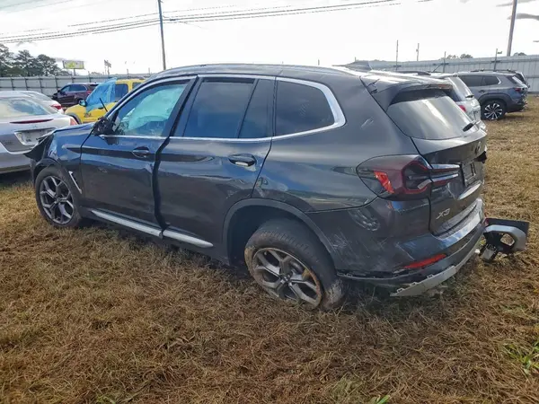 5UX43DP04R9U03475 2024 BMW X3 - Image 2