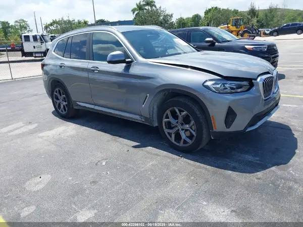 5UX43DP04R9U57102 2024 BMW X3 - Image 1