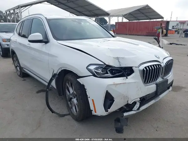 5UX43DP04R9U76149 2024 BMW X3 - Image 1