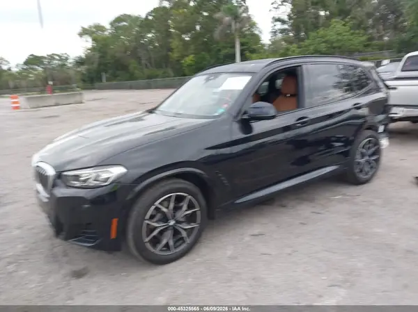 5UX43DP04R9W24249 2024 BMW X3 - Image 2