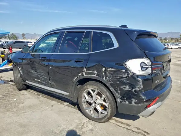 5UX43DP04R9W43352 2024 BMW X3 - Image 2