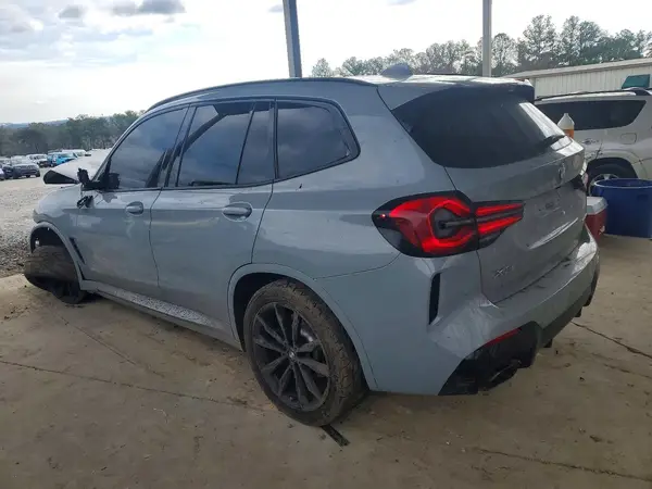 5UX43DP05N9J11859 2022 BMW X3 - Image 2