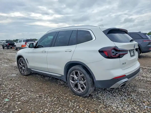 5UX43DP05N9K35419 2022 BMW X3 - Image 2