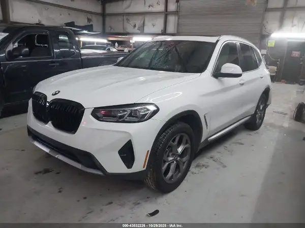 5UX43DP05N9L83733 2022 BMW X3 - Image 2