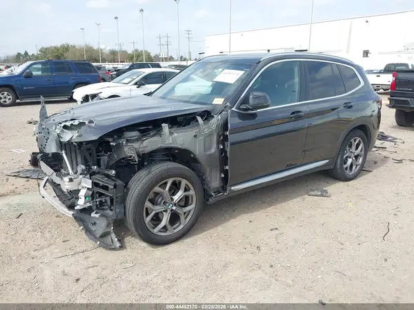 5UX43DP05N9M21171 2022 BMW X3 - Image 2