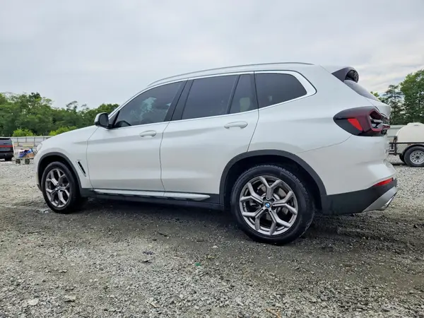 5UX43DP05N9M68376 2022 BMW X3 - Image 2